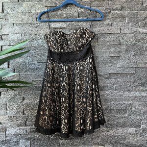 NWOT Cocktail/ occasion lace dress